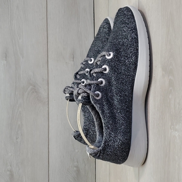 Allbirds Womens Wool Runners Sneakers shoes sz 10 - Picture 2 of 13